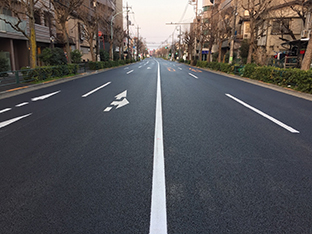路面補修工事(28三の17)